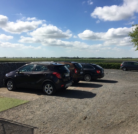 veilige parkeerplaats voor camions en camionettes